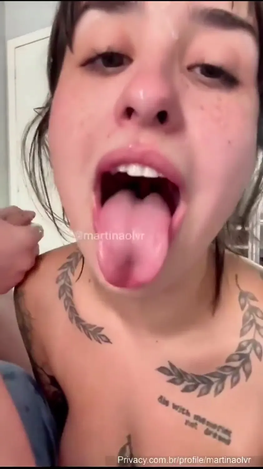 Martina Oliveira fudendo sentando forte na piroca 6