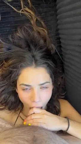 Jameliz porn fazendo um boquete delicioso 2